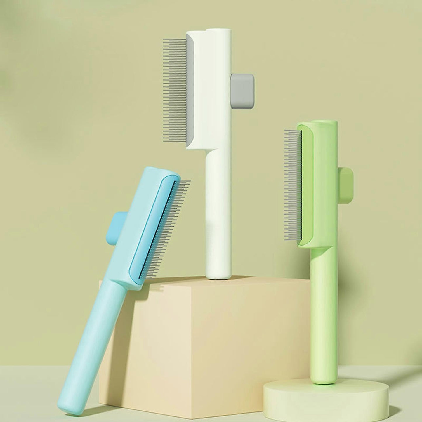 VetriPush Kısa Tüyler İçin Sık Dişli Basmalı Kedi Tarağı